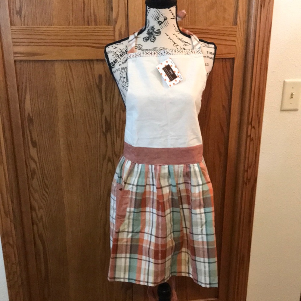Brother Sister Design Studio Women’s One-Size Cotton Plaid Apron